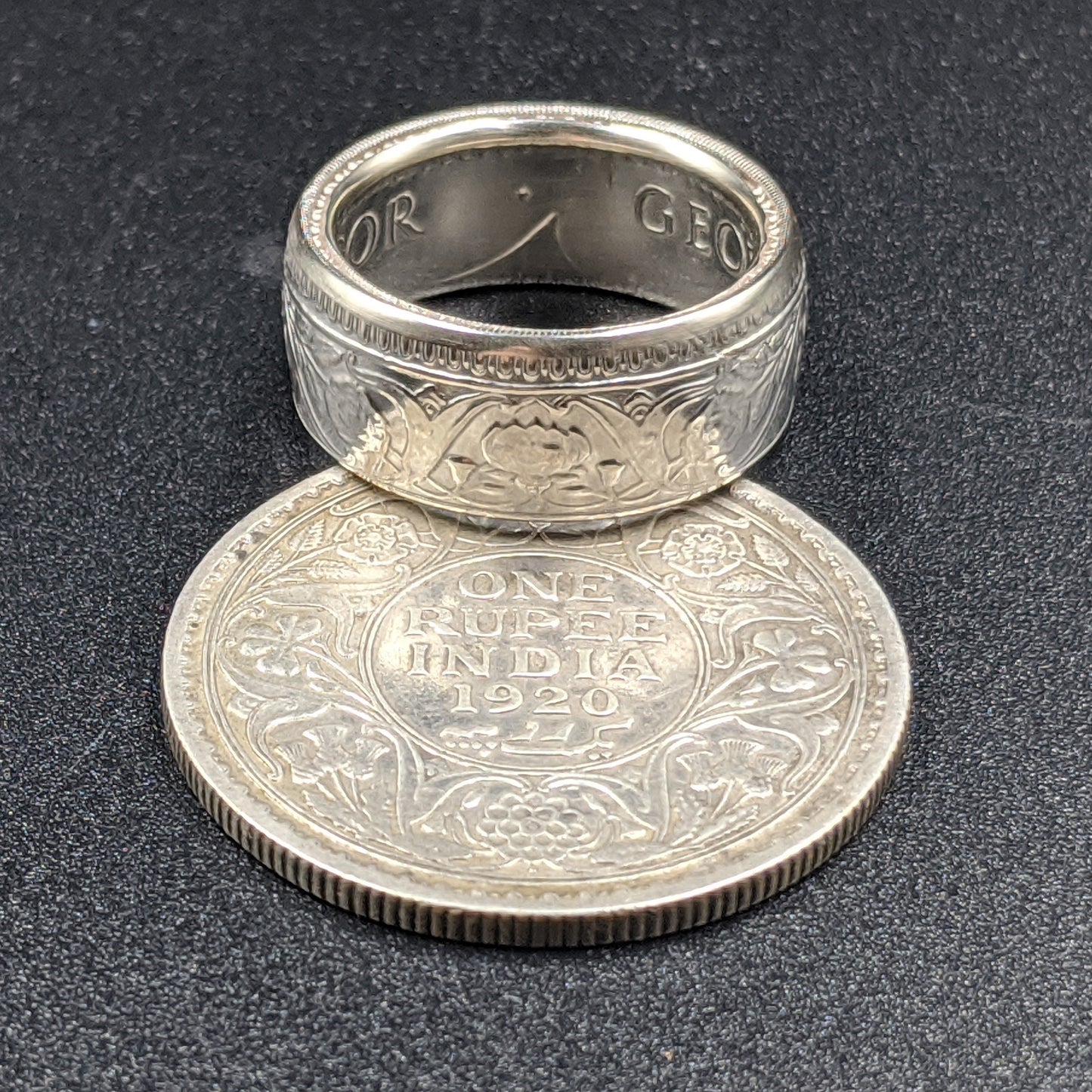 Silver British India One Rupee Coin Ring - 1911-1939