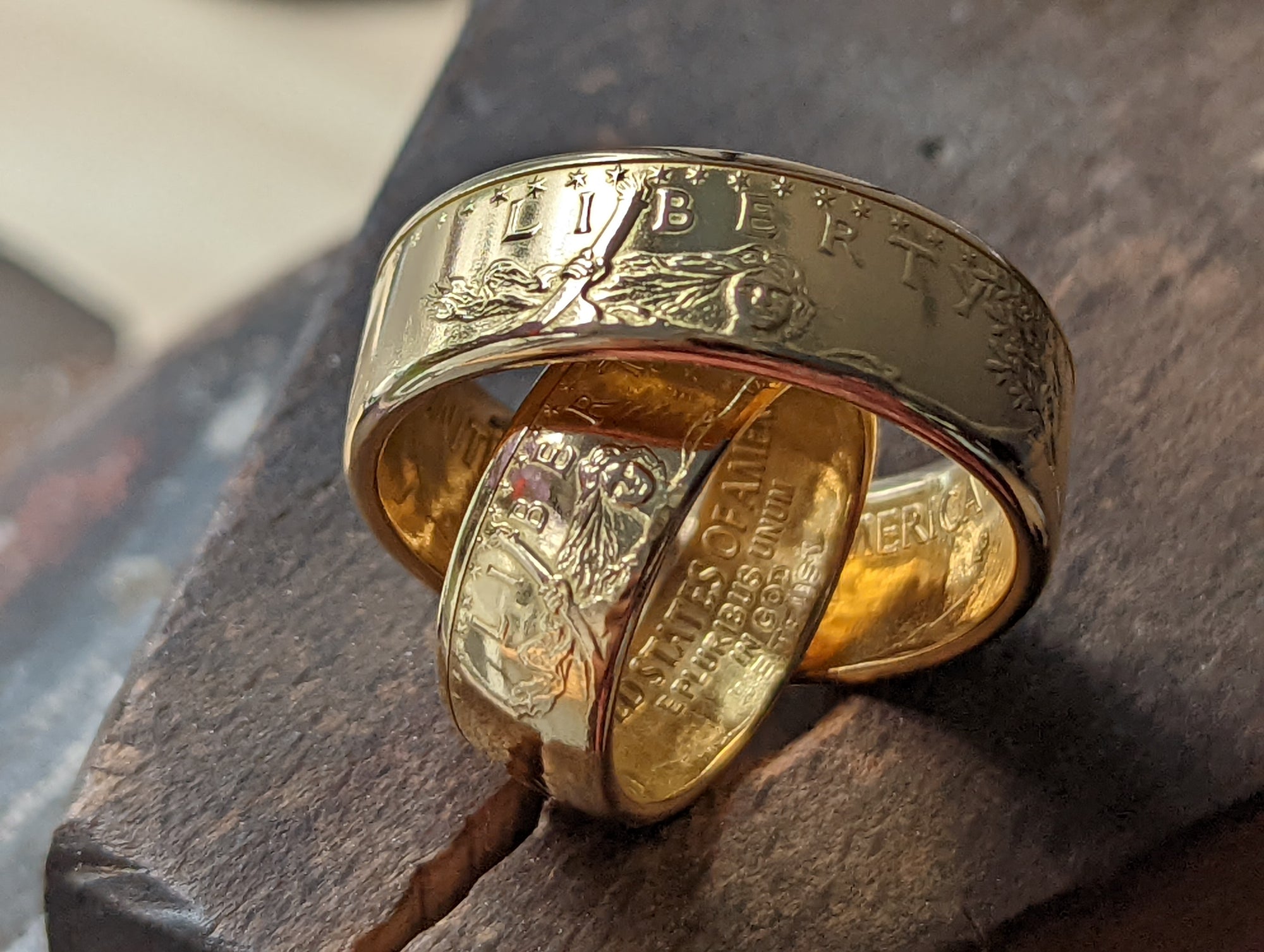VERA VEGA Lucky Coin Gold Plated Ring | The Jewellery Room