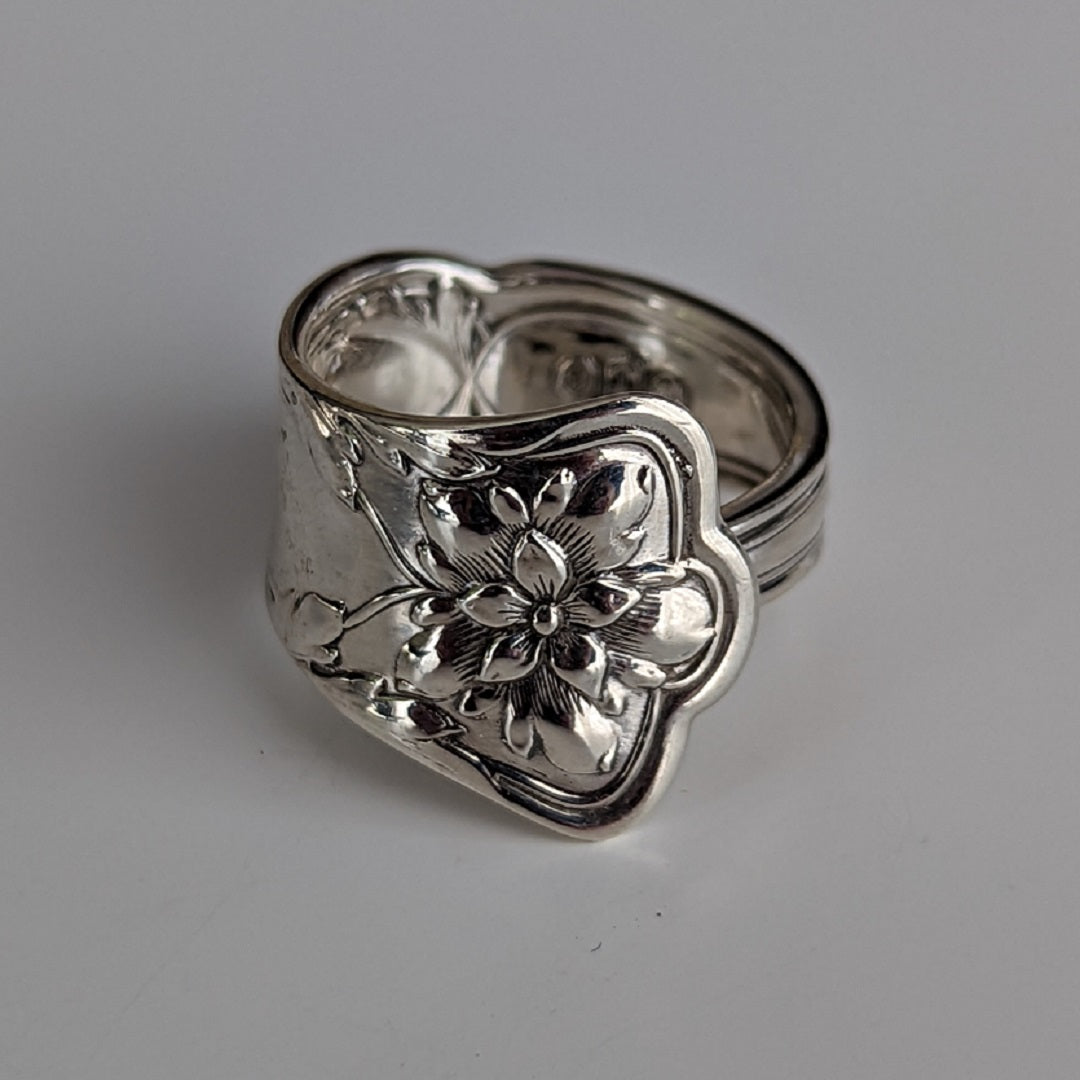"Daisy" Spoon Ring
