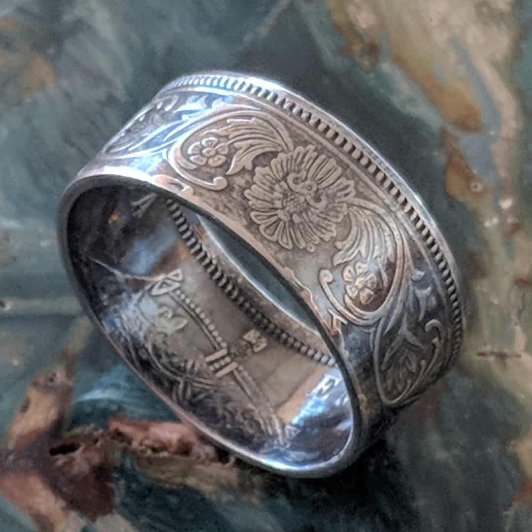 Silver British India One Rupee Coin Ring - 1911-1939
